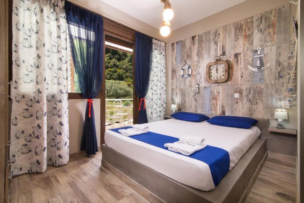 Simon King Apartment วูร์วูรู ภายนอก รูปภาพ