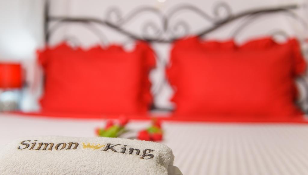 Simon King Apartment วูร์วูรู ภายนอก รูปภาพ